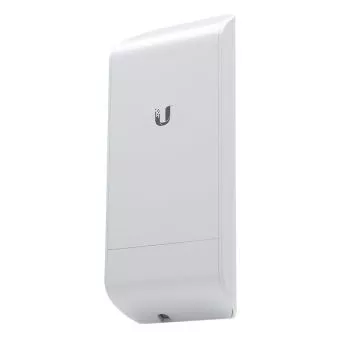 Ubiquiti airMAX NanoStation M2 loco Perspective